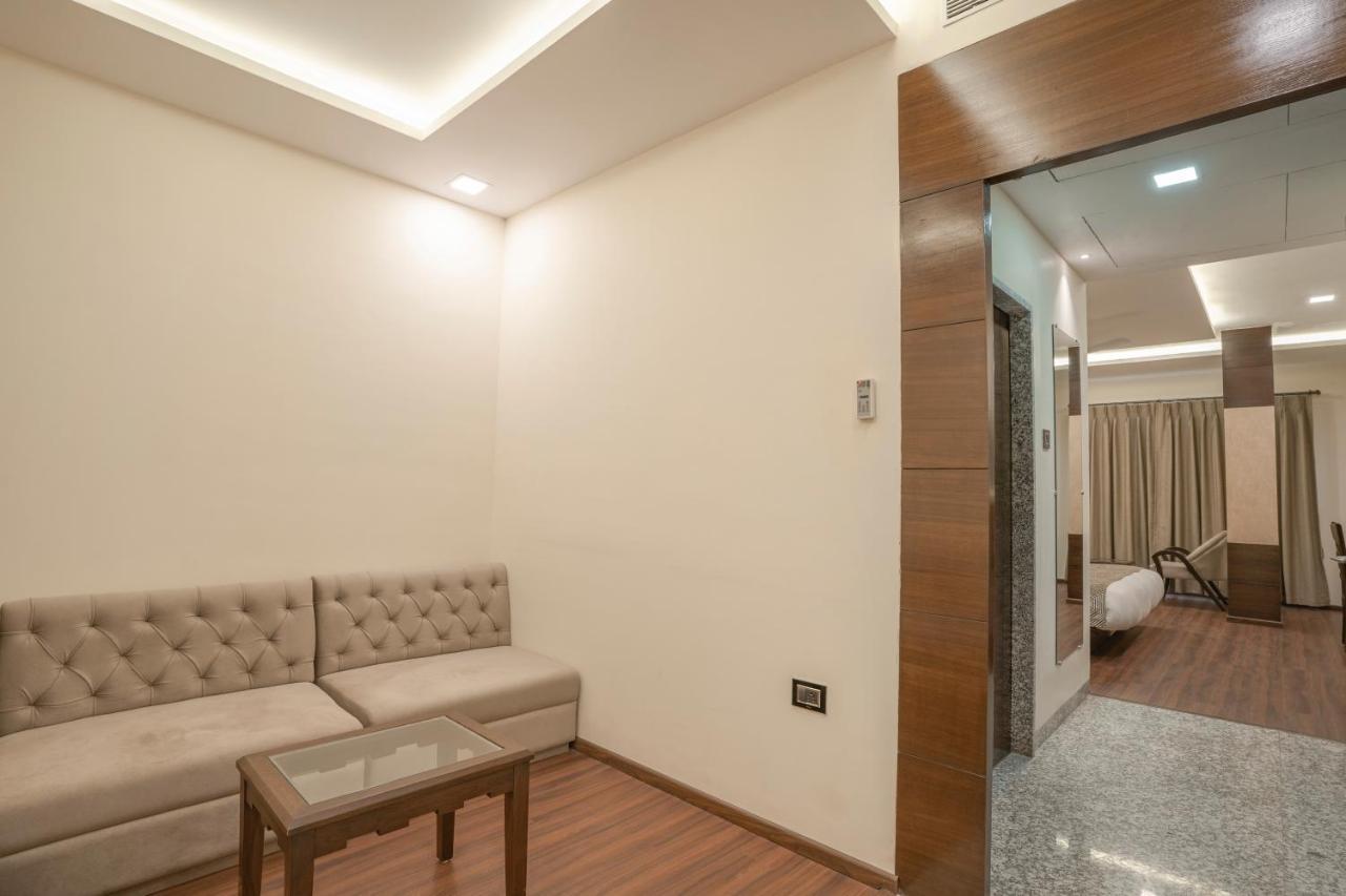Hotel Stay Casa Bhopál Kültér fotó